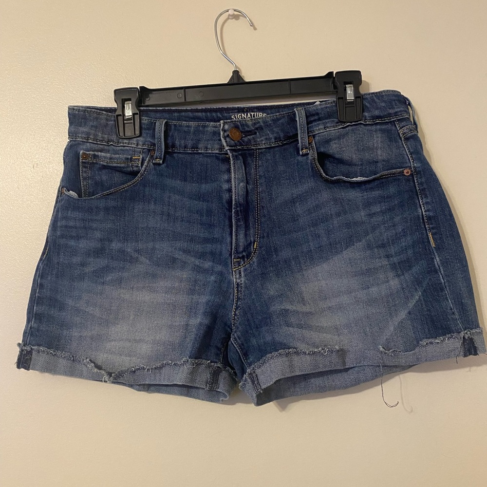 Levi Strauss High Waisted Jean Shorts!